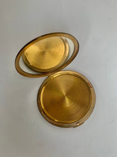 Load image into Gallery viewer, Attractive Vintage Floral Design PROV PAT Compact Mirror - Freya's Trading Post