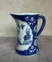 Load image into Gallery viewer, Beautiful Vintage Chinese Da Qing Qianlong Flow Blue Willow Jug - Freya's Trading Post
