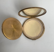 Load image into Gallery viewer, Attractive Vintage Floral Design PROV PAT Compact Mirror - Freya's Trading Post