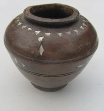 Load image into Gallery viewer, Beautiful Small Vintage Wooden Container inlaid with Mother of Pearl - Freya's Trading Post