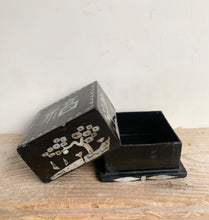 Load image into Gallery viewer, Unusual Small Chinese Inlaid Mother of Pearl Lacquer Box - Freya's Trading Post