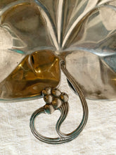 Load image into Gallery viewer, Attractive Vintage Silver Plated Leaf-Shaped Dish - Freya's Trading Post