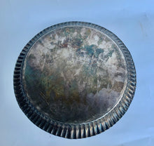 Load image into Gallery viewer, Ornate Vintage Silver Plated Dish
