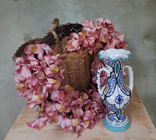 Load image into Gallery viewer, Vase
