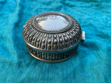 Load image into Gallery viewer, Vintage Silver Plated Trinket Box
