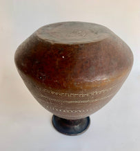 Load image into Gallery viewer, Vintage Indian Handmade Copper Pot
