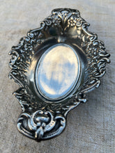 Load image into Gallery viewer, Gorgeous Vintage Art Nouveaux Style Silver Plated E.P.N.S Bon Bon Dish - Freya&#39;s Trading Post

