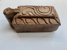 Load image into Gallery viewer, Decorative Vintage Hand Carved Wooden Indian Spice Box
