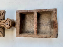 Load image into Gallery viewer, Decorative Vintage Hand Carved Wooden Indian Spice Box
