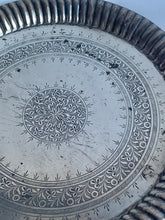 Load image into Gallery viewer, Ornate Vintage Silver Plated Dish
