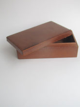 Load image into Gallery viewer, Stylish Vintage Leather Box
