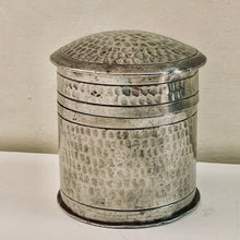 Load image into Gallery viewer, Stylish Vintage Selangor Malaya Hammered Pewter Tea Caddy or Cigarette or Tobacco Box
