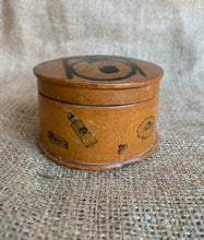 Load image into Gallery viewer, Charming Vintage Decorated Wooden Trinket Box
