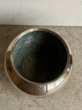 Load image into Gallery viewer, Stylish and Useful Vintage Silver Plated Bowl with an elegant Greek Key Motif to the rim
