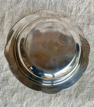 Load image into Gallery viewer, Beautiful Vintage Ogdens Harrogate and London Silver Plated Bowl
