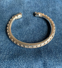 Load image into Gallery viewer, Beautiful Intricate Vintage Indian Bangle
